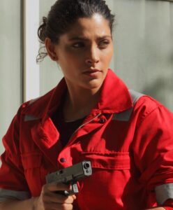 Saiyami Kher Instagram - The year has taught me so much. Most importantly to be grateful. Once again I want to thank everyone who supported me and liked my work in Choked, Breathe, Special Ops & Unpaused. And the ones who didn’t I will keep working harder.  Goodbye 2020.