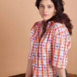 Saiyami Kher Instagram - Time to start reeling promotion looks ✌🏽 Outfit @kanikagoyallabel Earrings @alasajewels @ascend.rohank 📸 @sandeshparulkar Styled by @shnoy09
