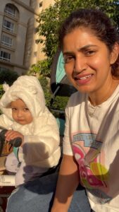 Sameera Sherief Instagram - Just do what’s right for you & for your child. Don’t get influenced by anyone. You would know the best. As I always say, #TakeAStand for yourself. Janalu unnade cheppadaniki. Meeru meeku tochindi cheyandi. Have a good day. ❤️ #MomSon #MomAndSon #Arhaan #SyedArhaan #SameeraSherief