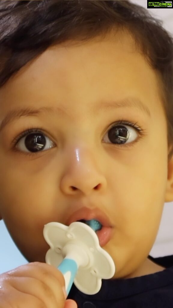 Sameera Sherief Instagram - Dental care is most important to have a healthy baby. I use the dental range by @luvlap.in for Arhaan. And would definitely recommend as the paste is 100% natural, floride n SLS free. Tooth brush range is ofcourse our favourite 😻 #MomSon @MomAndSon @Arhaan @SyedArhaan @SameeraSherief