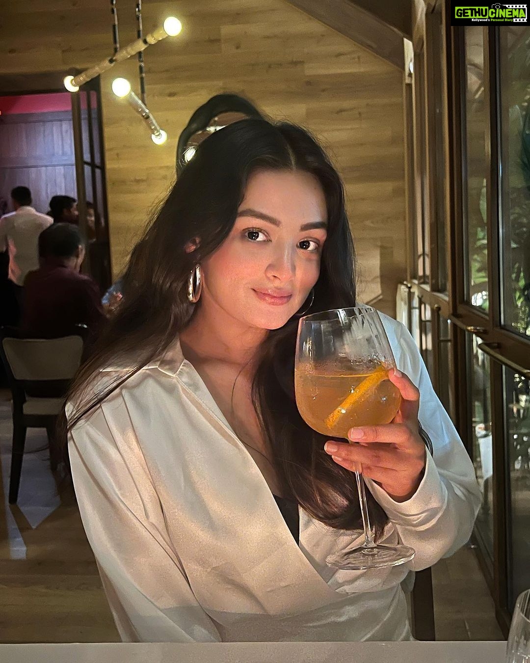 Samiksha Jaiswal Instagram - Love in every sip.🤍 Neuma
