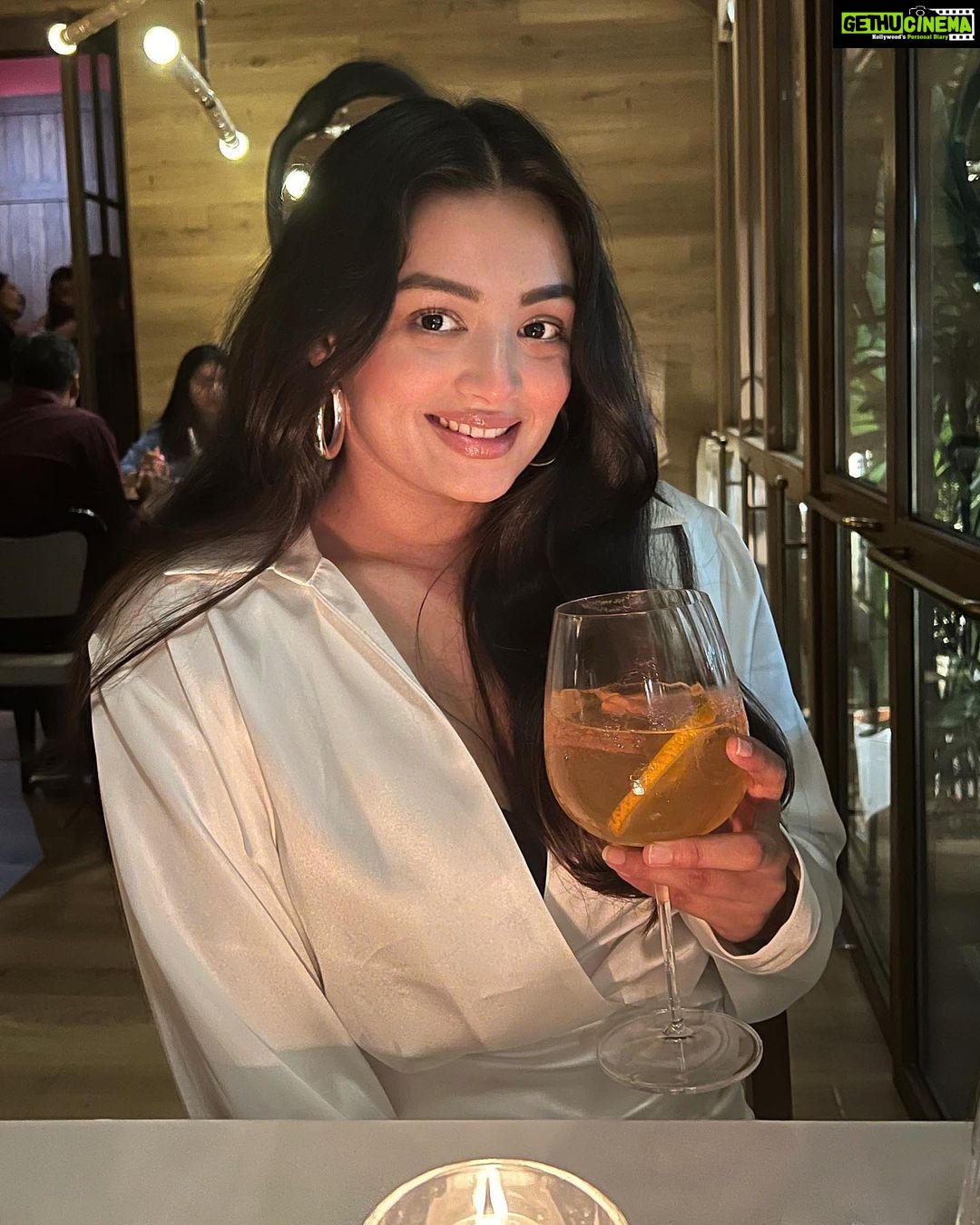 Samiksha Jaiswal Instagram - Love in every sip.🤍 Neuma