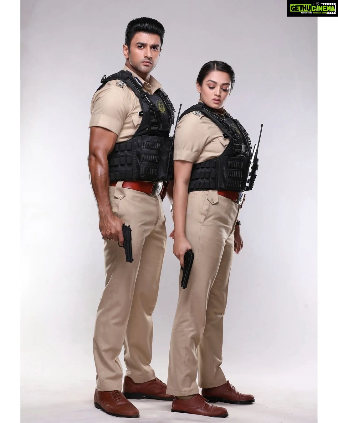 Samiksha Jaiswal Instagram - SUGANDHA AND AYUSHMAN ARE COMING ON YOUR SCREENS! Watch "CONTROL ROOM" every Saturday and Sunday only on Dangal. @yashpatnaikofficial @dangal_tv_channel @nishantsinghm_official #acp #policeofficer #dangal