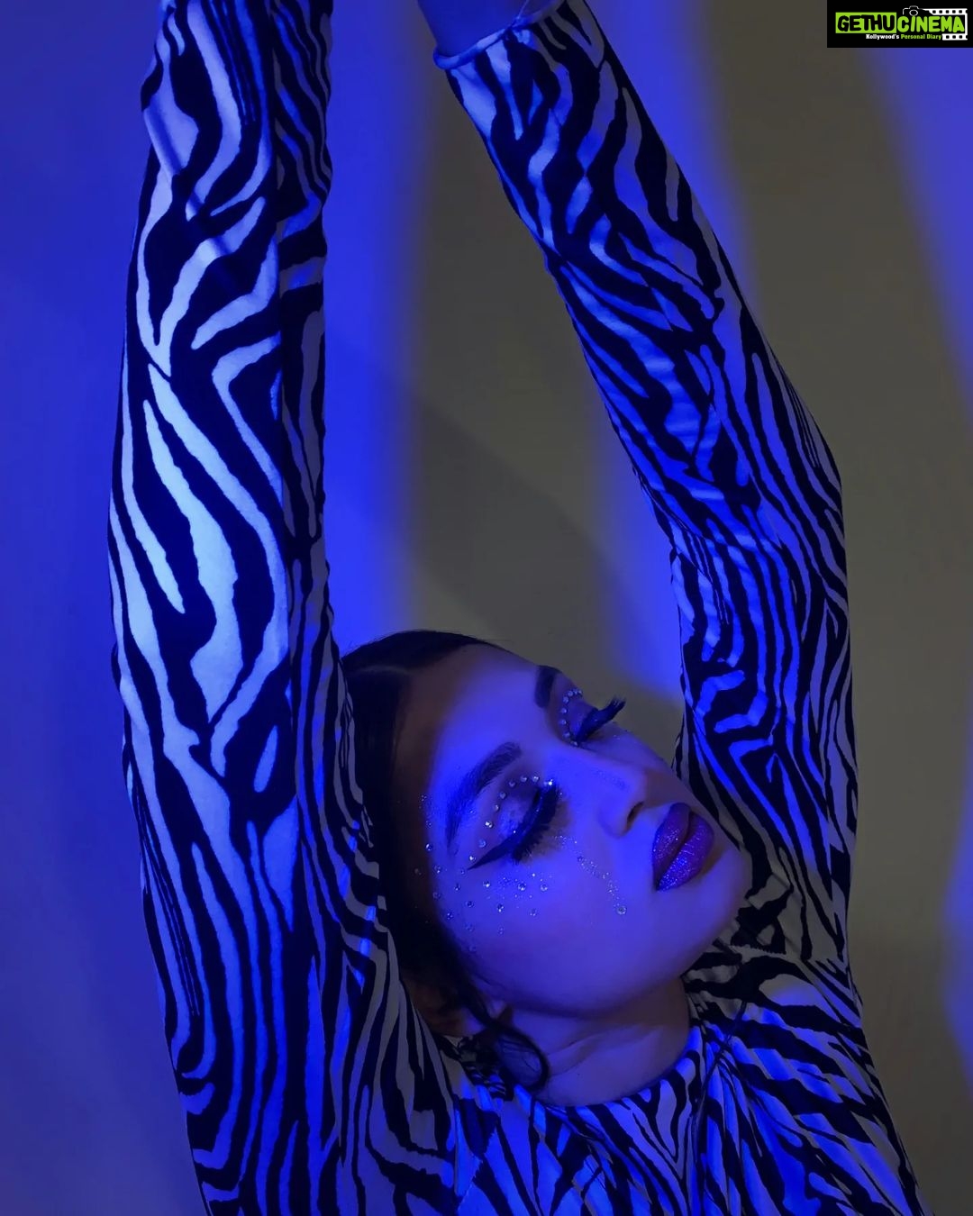 Samiksha Jaiswal Instagram - "The Universe Is Just Out Here Giving Zero F*Cks." ~ Maddy . . . . . . . . . . . . . #euphoria #maddyperez #zendaya #lookoftheday #alexademie
