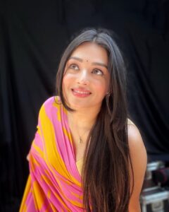 Samiksha Jaiswal Instagram - She a lil difficult,but she a good one!💕
