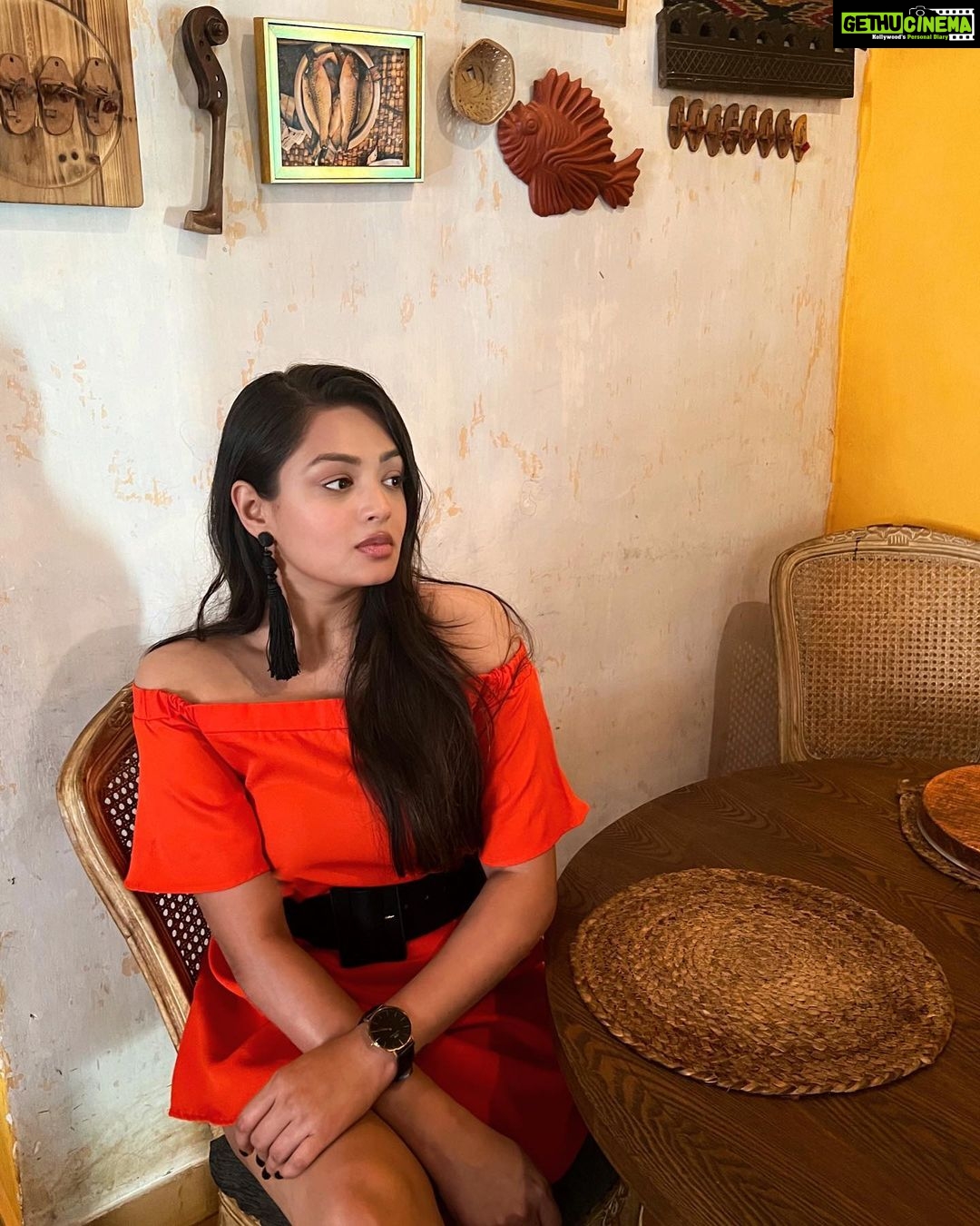 Samiksha Jaiswal Instagram - Life happens,🤷🏻♀️ brunch helps!🧡 . . . . . . . . . . . . . . . . . . . . . . . . . . #goa #brunchtime #postoftheday #orange #instagood #instapost #food Jamun, Goa