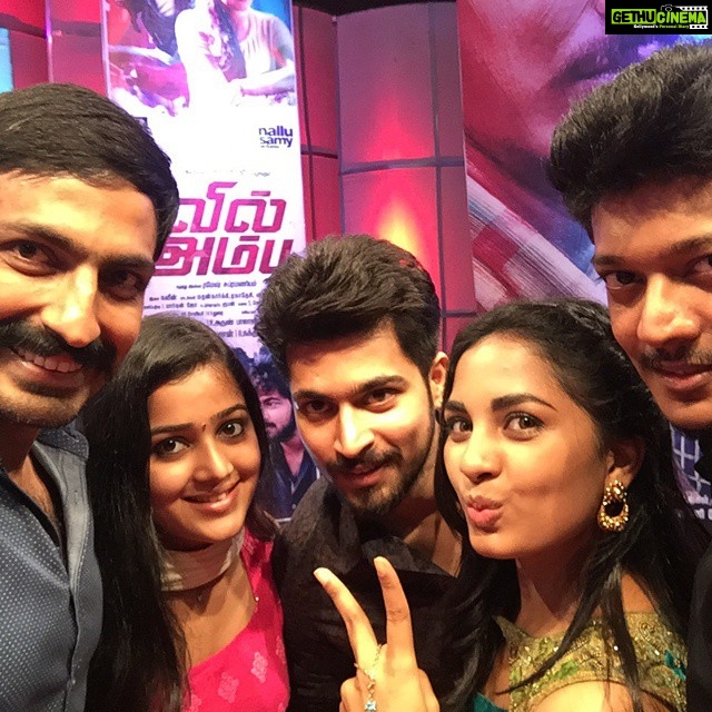 Samskruthy Shenoy Instagram - #vilambu #release #24th #december #christmas #celebration #excited #love #hugs