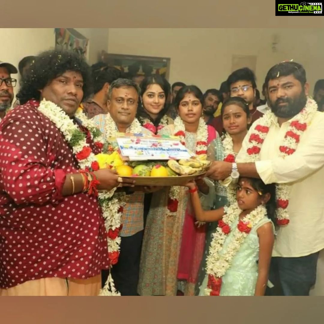 Samskruthy Shenoy Instagram - I'm Back... Hi friends ❤ I've been away from cinema for 6 years, pursuing many other things, including my passion for dance. Happy to announce my return to big screen with Production No. 3 from Lemon Leaf Creations. Movie is written and scripted by Yogi Babu Anna and directed by Ramesh Subramaniam Sir. It was a happy reunion with many people who were part of "Vil Ambu". Hope to get continued support from all of you 🙏 Here are some snaps from the Pooja function held in Chennai on 2 October 2022. Chennai, India