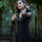 Samvrutha Sunil Instagram - Costume : @t.and.msignature Jewelry: @m.o.dsignature Make up and hair : @swetha_kunjan Photography:@imagiophotography_official stylist : @savitha_tony