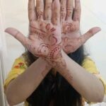 Sana Amin Sheikh Instagram - Yeh gaana baar baar popup ho raha tha reels mein.. toh socha.. chalo.. ☺️ #TemporaryPost #YunHi #Aisehi #Haha 🫶