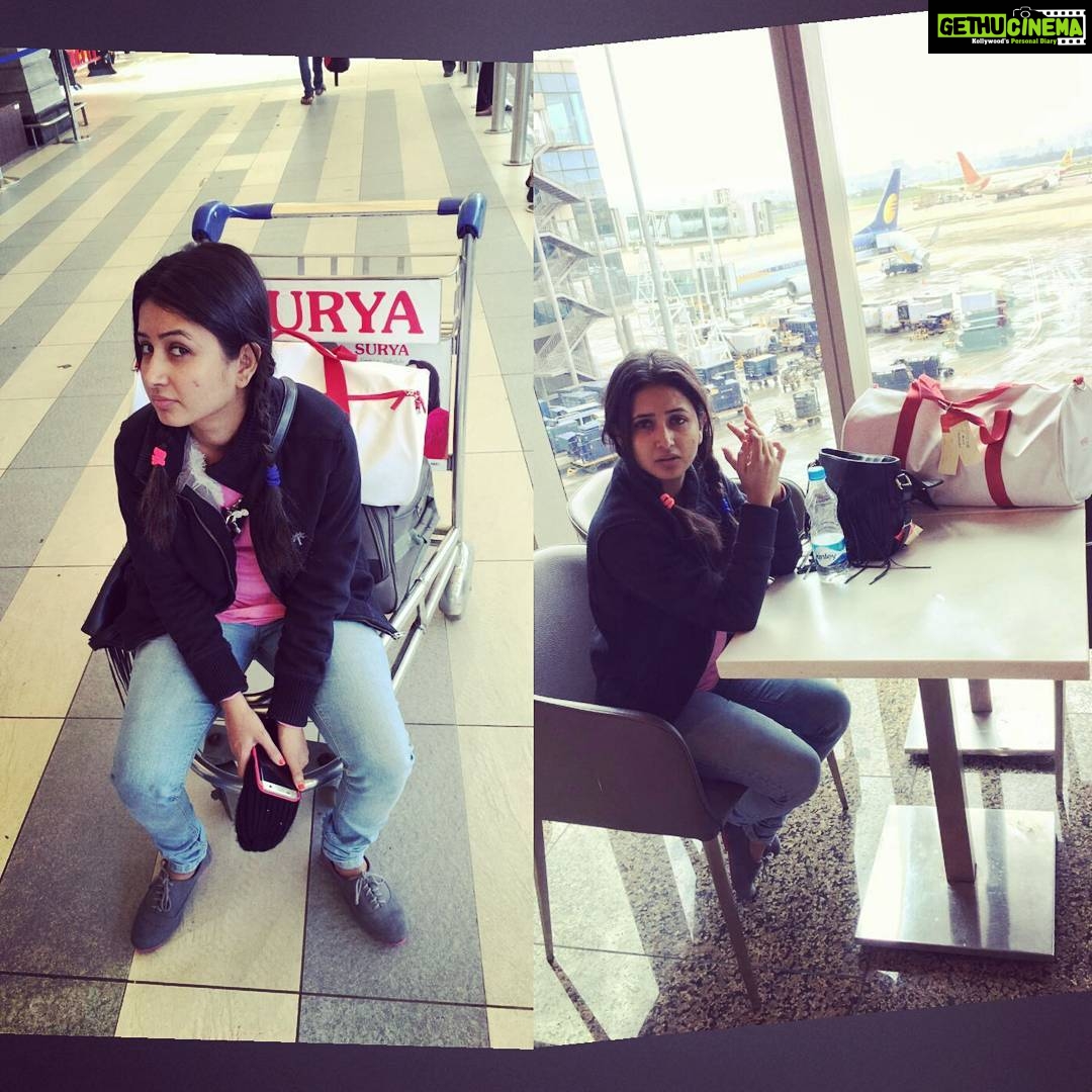 Sana Amin Sheikh Instagram - #NavratriTravel .. when u miss your flight.. #Grumpy