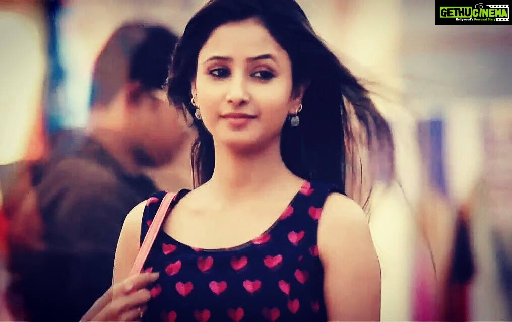 Sana Amin Sheikh Instagram - #MillionDollarGirl #ChannelV