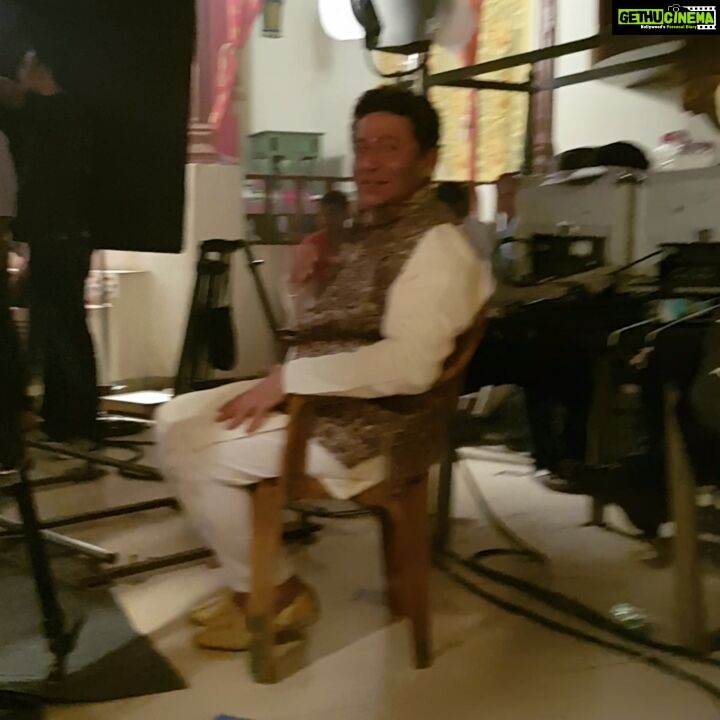 Sana Amin Sheikh Instagram - This is how Abs gives ques.. When he is not in front of the camera.. #actors.. #masti..