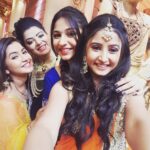 Sana Amin Sheikh Instagram - With Udaan Girls.. #Chakor #Imli #Aradhya #Aru #Krishnadasi #Udaan @colorstv #ComedyNightsBachao #Guests #DailySoapSpecial