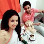Sana Amin Sheikh Instagram - Thank u Munazzah, Amy, Hrishitha, Sana and Shifa. This picture is for u guys.. ♡