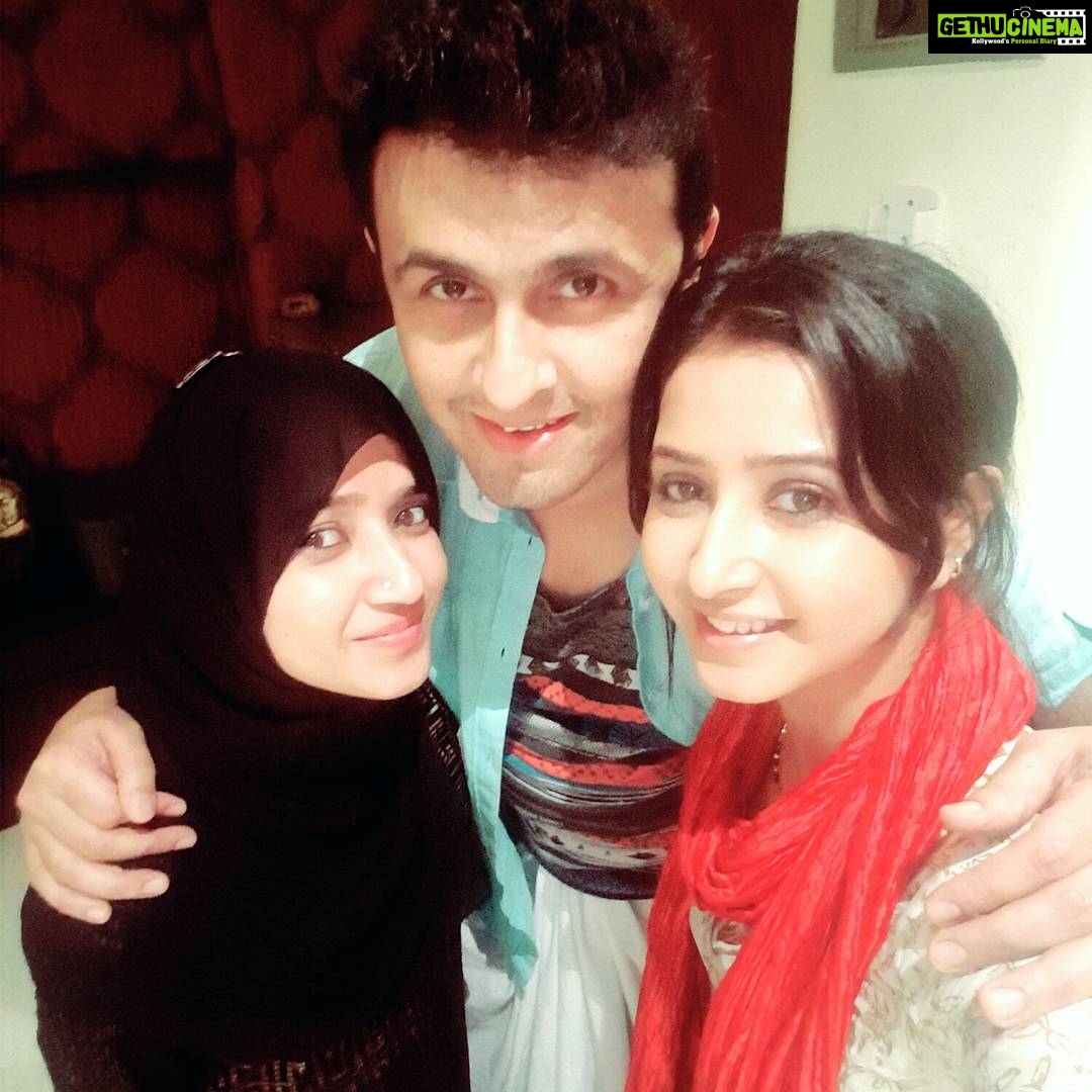 Sana Amin Sheikh Instagram - Eid would have been incomplete if My little Sister Sanober and I didn't meet u.. #SonuSir 7.7.16