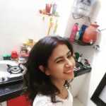 Sana Amin Sheikh Instagram - So, after pack up i decide to cook something.. before my husband packs up from his shoot.. & surprise him.. #AlooKiSabzi 1.6.16