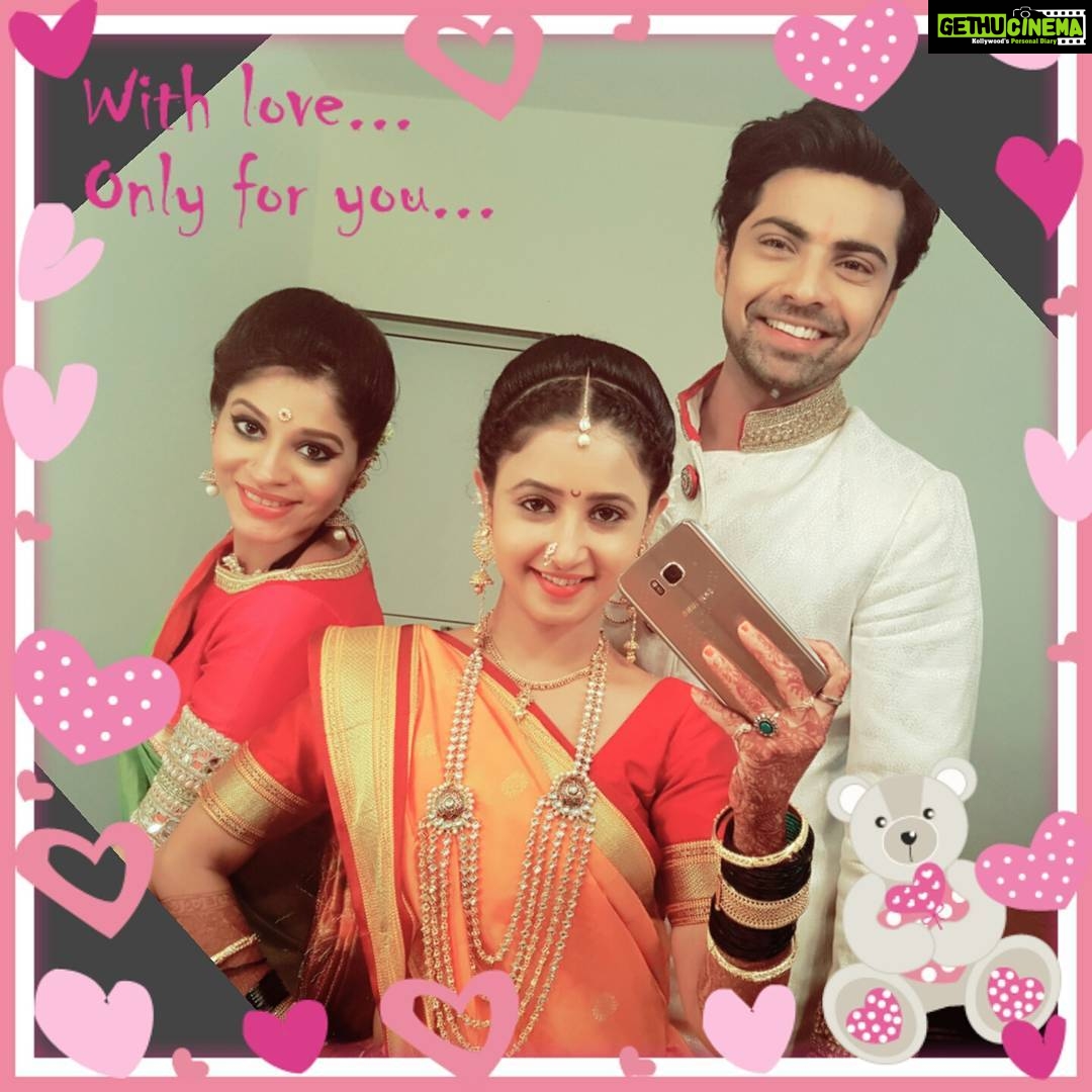Sana Amin Sheikh Instagram - Thank u to our lovely #Krishnadasi Fans.. this one's on special demand by u guys.. from today's shoot.. !! 10.5.16