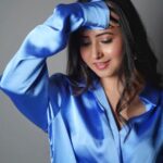 Sana Amin Sheikh Instagram - O yaad nahi bhool gaya 💙 Clicked by: @rishishahhhhhh Styling, Makeup&hair: @mehekshah.mua Outfit: @zara #bluedress #satindress #powderblue #zara #zarawoman #silkdress #photography