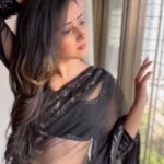 Sana Amin Sheikh Instagram - माया बनूं...। 🖤 शॉट by: @rishishahhhhhh Makeup & Hair : @mehekshah.mua #SapnaJahaan #AjayAtul #Reels #Reel #BlackSaree