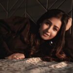 Sana Amin Sheikh Instagram - #Consistency hai 🙈 🖤🖤🖤 Shot by: @rishishahhhhhh makeup&hair : @mehekshah.mua Outfit: @zara Earrings: @accessorizeindiaofficial #collaboration #photography #Pictures #blacktop #zara #Style