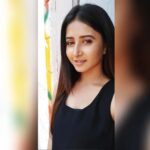 Sana Amin Sheikh Instagram - "The best colour in the whole world is the one that looks good on you" ~Coco Chanel 🖤