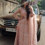 Sana Amin Sheikh Instagram - 💗💗💗 #Eid2022 (3.5.22) #eid #eiddress #floral #pinkdress #pink Mumbai, Maharashtra