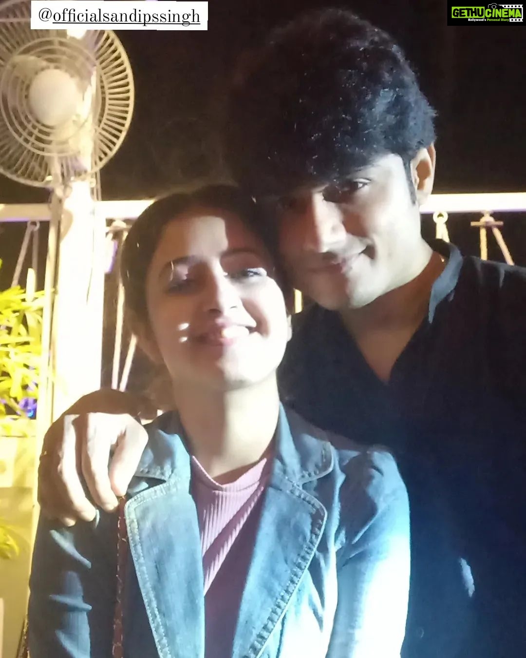 Sana Amin Sheikh Instagram - Celebrating PadmaShree Sonu Nigam 🙌 Such a Lovely Evening... Thank you for being You... and thank you for being the warmest Host ever 💯🎵🎵🎵 31.3.2022 #sonunigam #padmashrisonunigam #sonuji #AamirKhan #padmashri #padmashree @sonunigamofficial @msaira08 @madhurimanigamofficial @shreyaspuranikofficial @krushna30 @archanaapania @officialsandipssingh @rahulvaidyarkv True Tramm Trunk