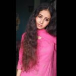 Sana Amin Sheikh Instagram - 💗💗💗 #PinkHearts #PinkSuit