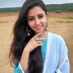 Sana Amin Sheikh Instagram - 💙💙💙 Wearing : @reejhh_official @megha_vashishta 6.7.2021 #collaboration #mahableshwar #panchgani #exursion #suit #suits #indiansuits #sanaaminsheikh #tableland #bluesuit #cottonsuits #cottonsuit #greenery #nature #hills #mountains #maharashtra Mahableshwar