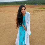 Sana Amin Sheikh Instagram - 💙💙💙 Wearing : @reejhh_official @megha_vashishta 6.7.2021 #collaboration #mahableshwar #panchgani #exursion #suit #suits #indiansuits #sanaaminsheikh #tableland #bluesuit #cottonsuits #cottonsuit #greenery #nature #hills #mountains #maharashtra Mahableshwar