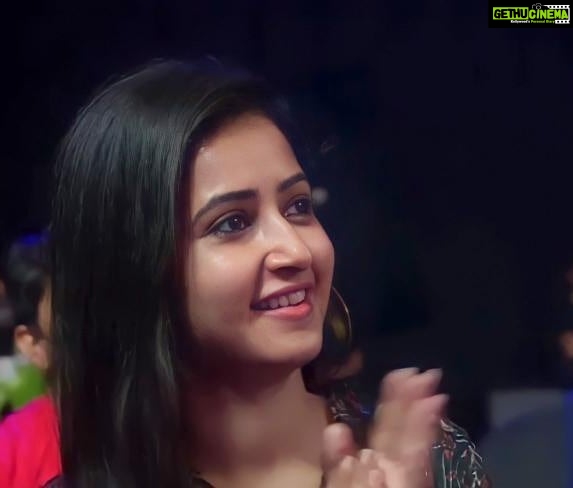 Sana Amin Sheikh Instagram - #MMA #mirchimusicawards 2021 Thank-You Vaishali for the Clicks. @shrana__lover Vrindavan Studios