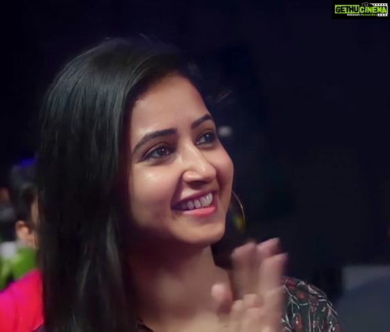 Sana Amin Sheikh Instagram - #MMA #mirchimusicawards 2021 Thank-You Vaishali for the Clicks. @shrana__lover Vrindavan Studios