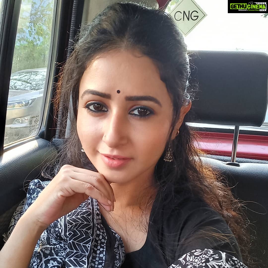 Sana Amin Sheikh Instagram - 🖤🖤🖤