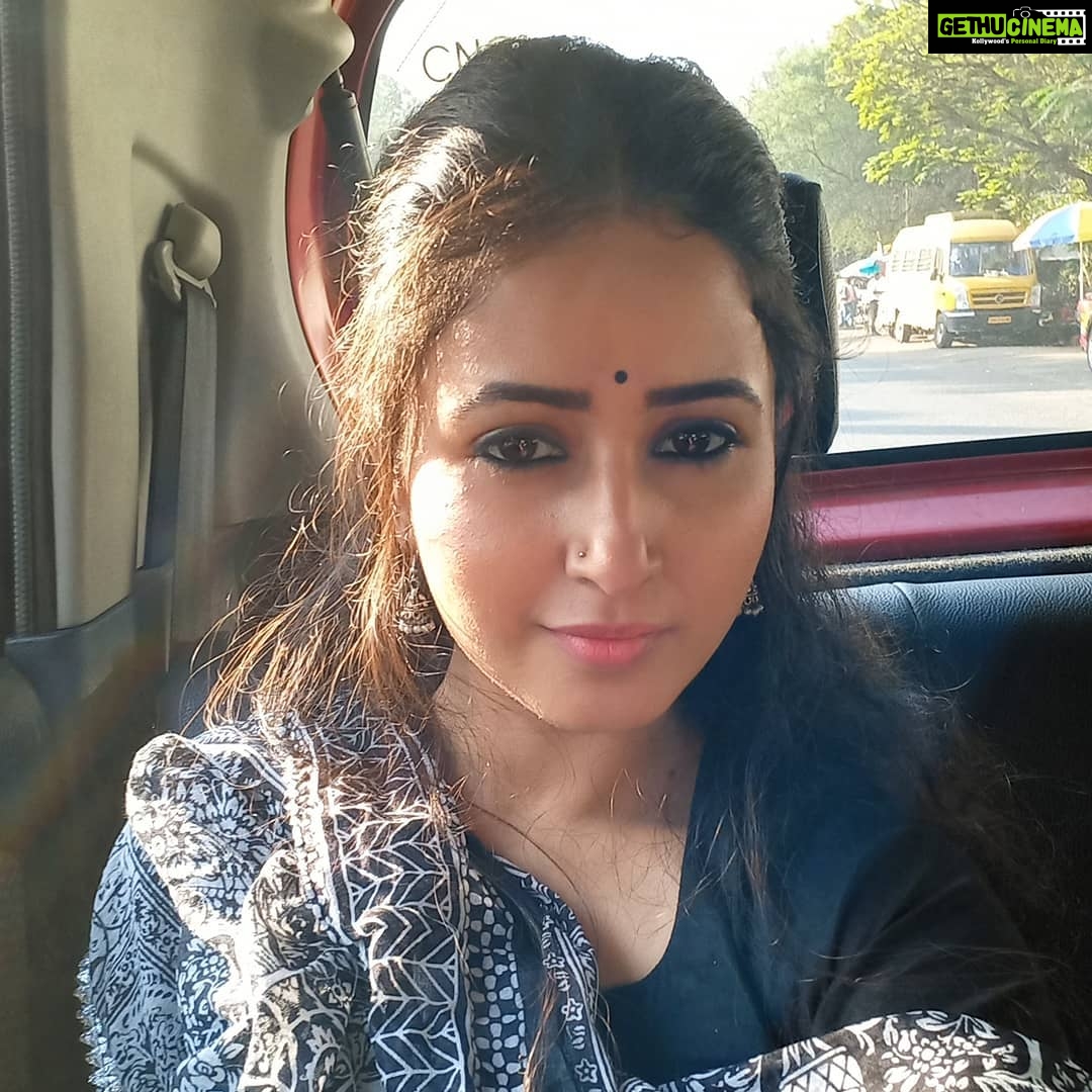Sana Amin Sheikh Instagram - 🖤🖤🖤