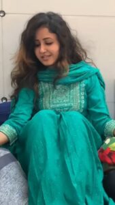 Sana Amin Sheikh Instagram - Mehendi ki Raat 💚 Cousin's Shadi #ZoviKiShadi 📍Surat, Gujarat. Dec 2022
