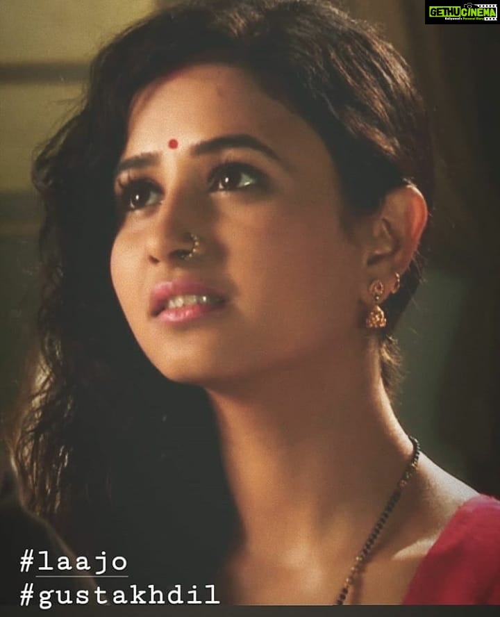 Sana Amin Sheikh Instagram - Thank you @sanafanclub For this picture ❤ ''Kanjurmarg''' '''कांजुर मार्ग''