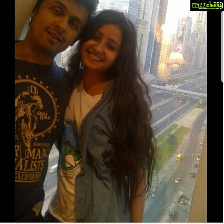 Sana Amin Sheikh Instagram - Happy Birthday to @sonunigamofficial ❤😇😇😇 Crown Plaza Dubai