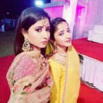 Sana Amin Sheikh Instagram - Happy Birthday to this Pretty Li'l Girl! May Allah bless you with all that you want! 🌻 @sanober.tanwar #SistersAreTheBest
