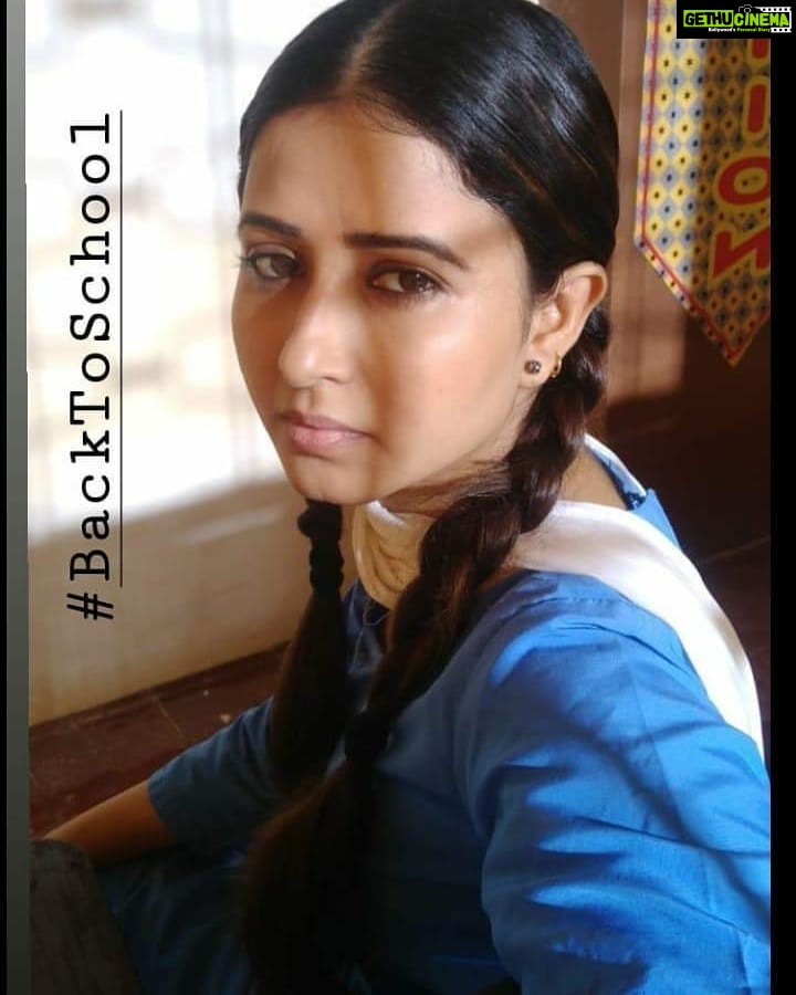 Sana Amin Sheikh Instagram - 7/5/2019 #OnLocation #LaalISHQ