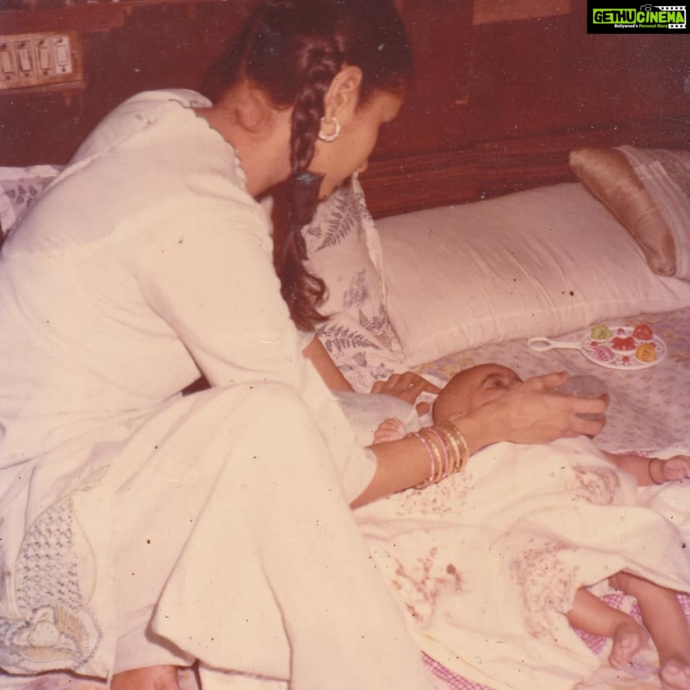 Sana Amin Sheikh Instagram - Meri Maa! ❤