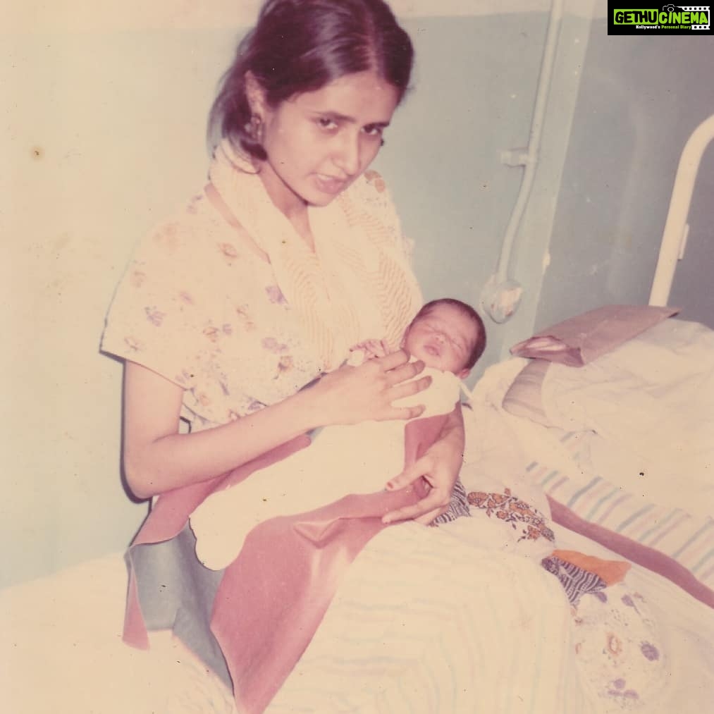 Sana Amin Sheikh Instagram - Meri Maa! ❤