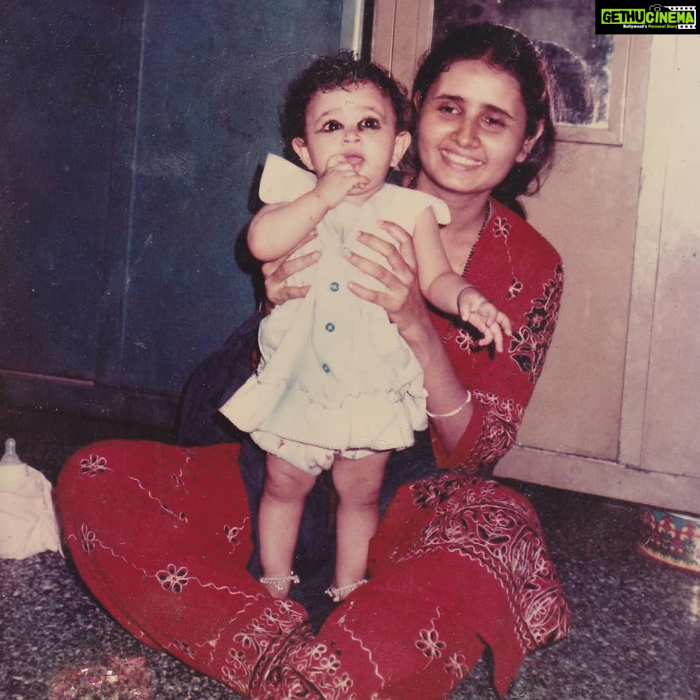 Sana Amin Sheikh Instagram - Meri Maa! ❤