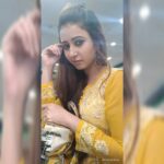 Sana Amin Sheikh Instagram - #Yellow #YellowKurti #Lucknowi #TravelDiaries March 2019