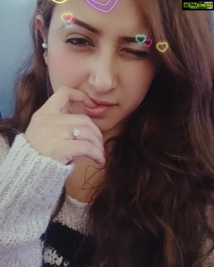 Sana Amin Sheikh Instagram - #Travel #KnitWear #Selfies February 2019