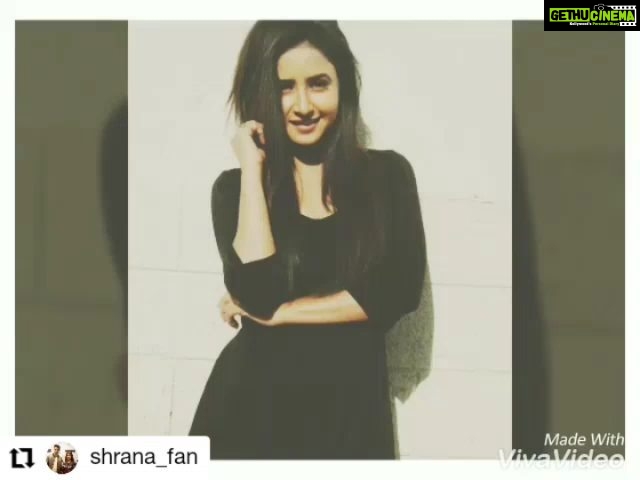 Sana Amin Sheikh Instagram - Hehehe... Thank u Swagata ! This one is a bit too much though... I don't mind reposting it.. 😘
