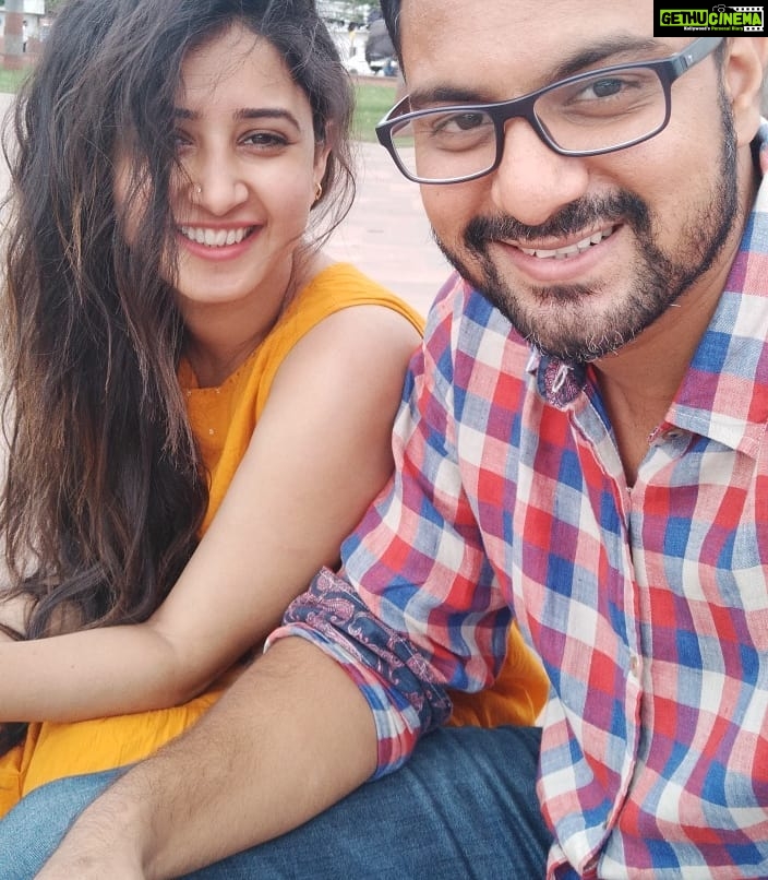 Sana Amin Sheikh Instagram - #HAPPYfaces #Lucknow #clocktower #badaimambara #DOP #ACTOR @piyushputy 21/9/2018 Clock Tower,Lucknow