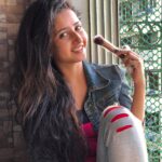 Sana Amin Sheikh Instagram - Gifts like these... 💜 Thank you @beauty_charismatic_products Your product is useful and cute. #collaboration 15/9/2018
