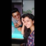 Sana Amin Sheikh Instagram - कुछ दोस्त चाहे जितने भी सालों बाद मिले आपसे, आपके लिए वो वैसे ही रहते हैं जैसे पहले थे.. @awez_darbar My #BachpanKaDost. #Dosti #friendship #awezdarbar #sanaaminsheikh ps: He's my cousin too.. 😛 But more of a friend !! 14/9/2018 Lokhandwala