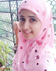 Sana Amin Sheikh Instagram - Eid ki Namaaz ho gayi... Now time to get ready.... And meet and greet everyone.. Dua for all... 16/6/2018 💕